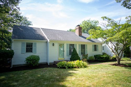 1 Johnson Ln, Dennis, MA, 02638-1105 | Card Image