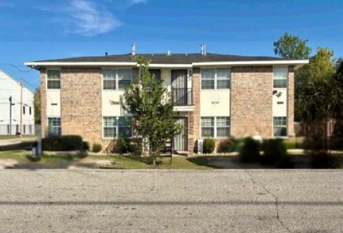 8219 Corinth St, Houston, TX, 77051-1567 | Card Image