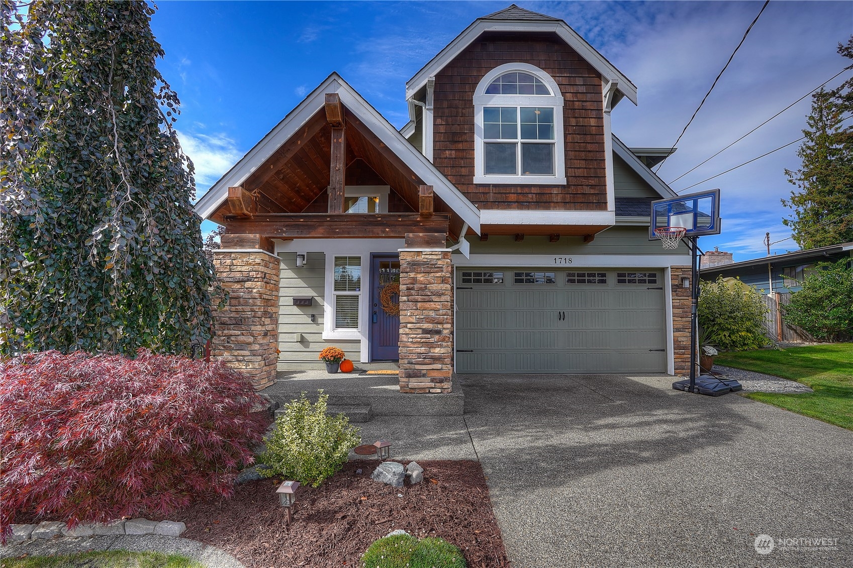 Lexington St, Tacoma, WA 98406
