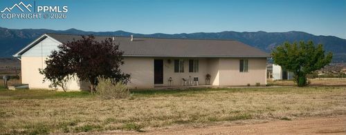 62 9th Ave, Penrose, CO, 81240-9024 | Card Image