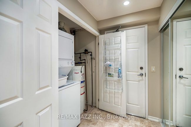 303 - 61 Clarington Blvd, Condo with 2 bedrooms, 1 bathrooms and 1 parking in Clarington ON | Image 22