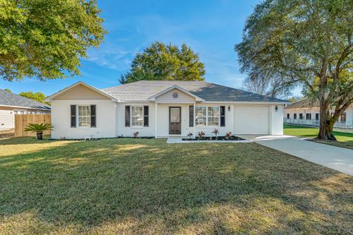5047 Poinsetta Ave, CRESTVIEW, FL, 32539-6936 | Card Image
