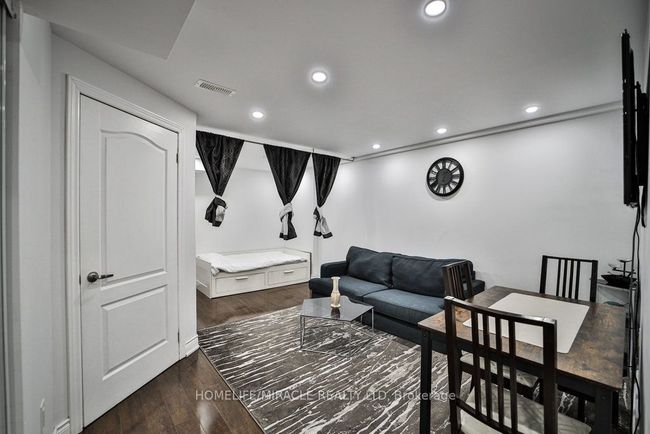 24 Deer Ridge Trail, House attached with 5 bedrooms, 4 bathrooms and 3 parking in Caledon ON | Image 26