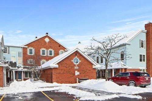b-11-1653 Nash Rd, Courtice, ON, L1E1S8 | Card Image
