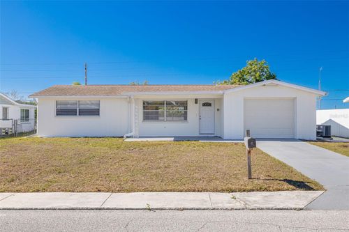 3233 Finch Dr, HOLIDAY, FL, 34690-2126 | Card Image