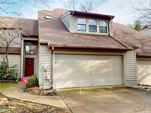 63 Starboard Cir, Akron, OH, 44319-3686 | Card Image