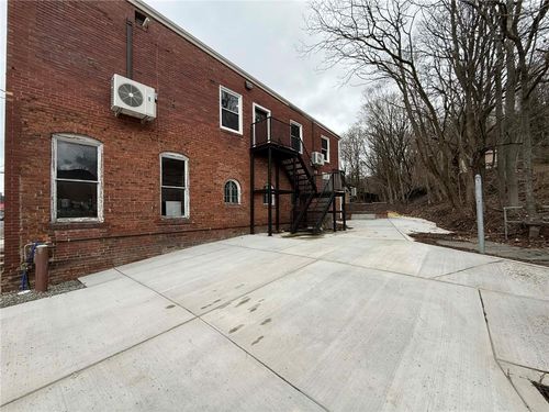 b-260 Oak Ave, Rayburn Twp, PA, 16201 | Card Image