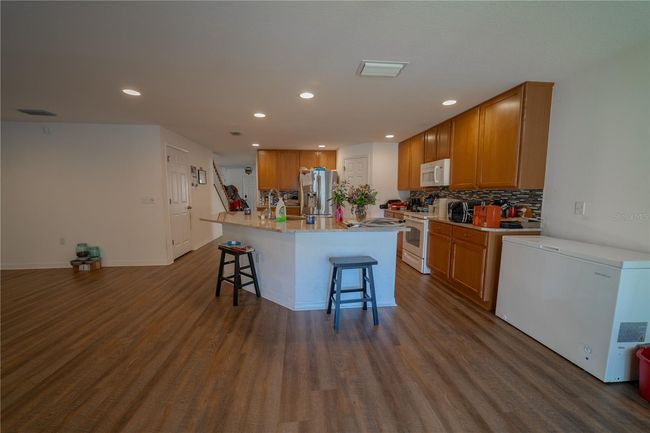 1708 Abbey Trace Dr, House other with 5 bedrooms, 3 bathrooms and null parking in DOVER FL | Image 6