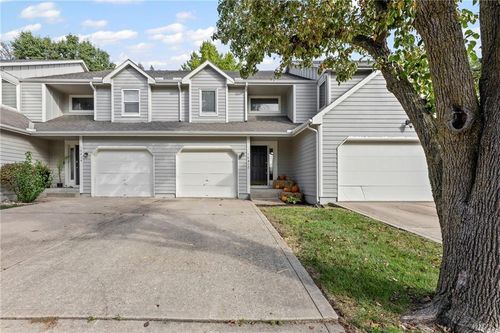 10812 W 116th St, Overland Park, KS, 66210-3813 | Card Image