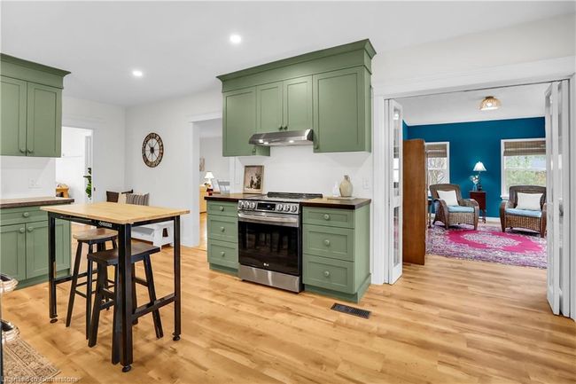 2 Kidd Ave, House other with 4 bedrooms, 2 bathrooms and 2 parking in Grimsby ON | Image 14