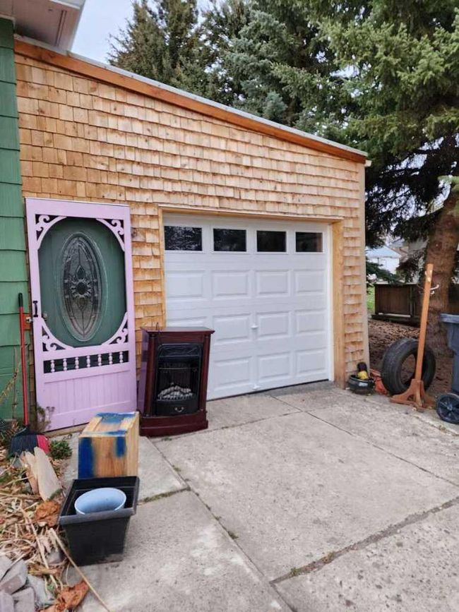 221 Center Avenue Ne, House other with 3 bedrooms, 2 bathrooms and 5 parking in Milk River AB | Image 30