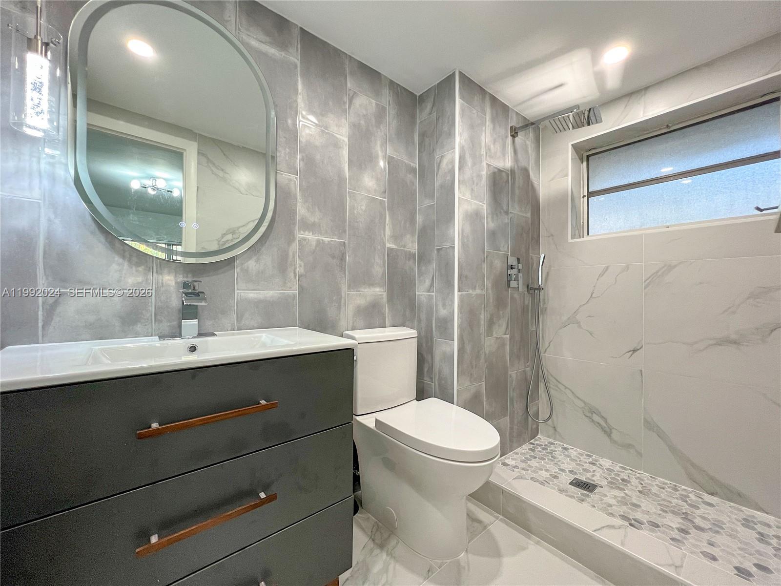 Residential Lease in North Miami 4