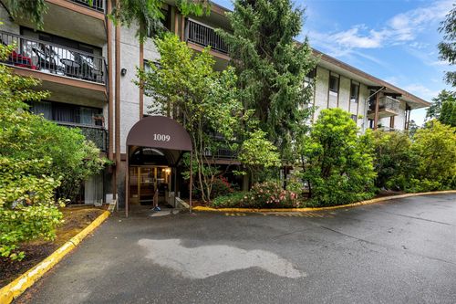 419-1009 Mckenzie Ave, Saanich, BC, V8X4B1 | Card Image