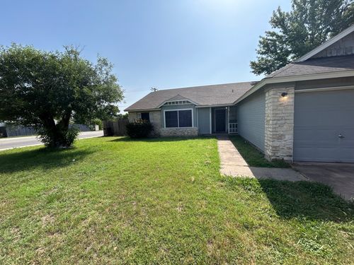 521 Greenlawn Blvd, Round Rock, TX, 78664-6005 | Card Image