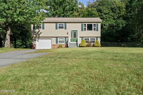 1 Dorsman Dr, Clifton Park, NY, 12065-7203 | Card Image