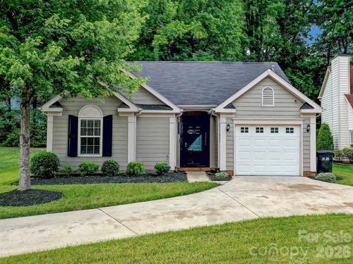 3102 Mintleaf Dr, Charlotte, NC, 28269-3069 | Card Image