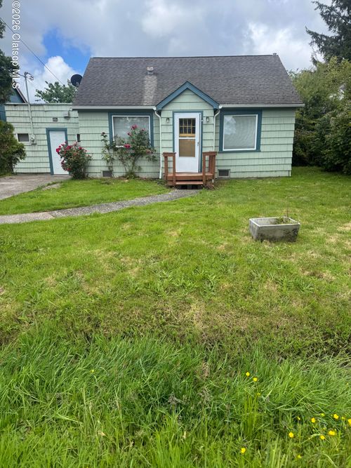 92394 G Rd, Astoria, OR, 97103-6620 | Card Image