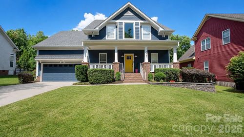 7761 Trailridge Dr, Fort Mill, SC, 29708-8209 | Card Image