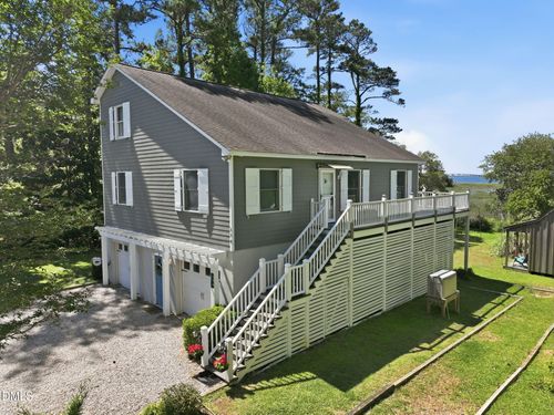 174 Windy Point Rd, Beaufort, NC, 28516-9784 | Card Image