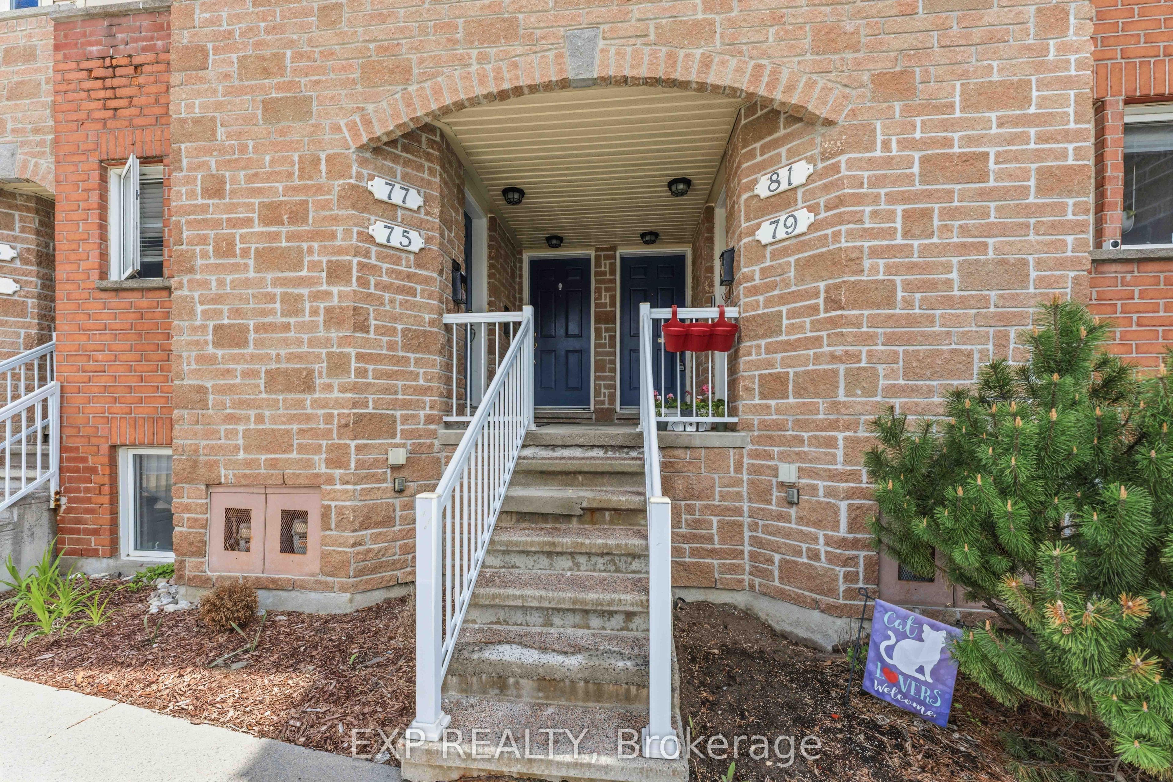 Residential in Cyrville - Carson Grove - Pineview 2