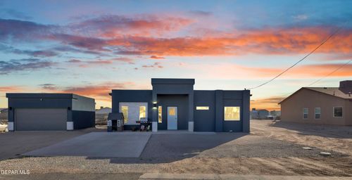 11720 Flor Preciosa Ln, Socorro, TX, 79927-3314 | Card Image