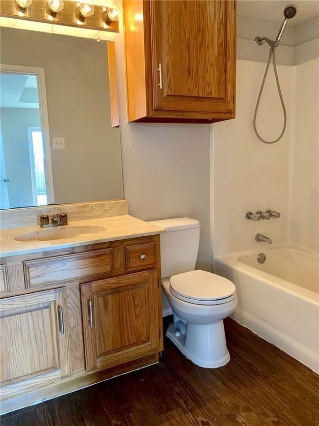 541 Canary Ln, Home with 2 bedrooms, 2 bathrooms and null parking in Red Oak TX | Image 9