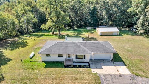 8325 Folks Rd, Hanover, MI, 49241-9788 | Card Image