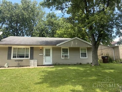 2440 Merriway Ln, Cincinnati, OH, 45231-1724 | Card Image