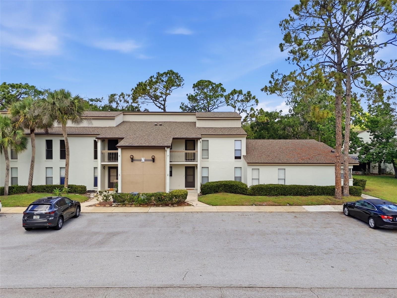 Residential in PALM HARBOR