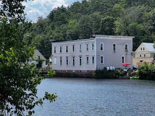 552 White Mountain Hwy, Milton, NH, 03851-4671 | Card Image