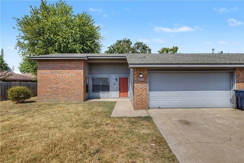 1211 W Olrich Street, Rogers, AR, 72756 | Card Image