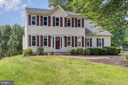 11 Basalt Dr, FREDERICKSBURG, VA, 22406-7229 | Card Image