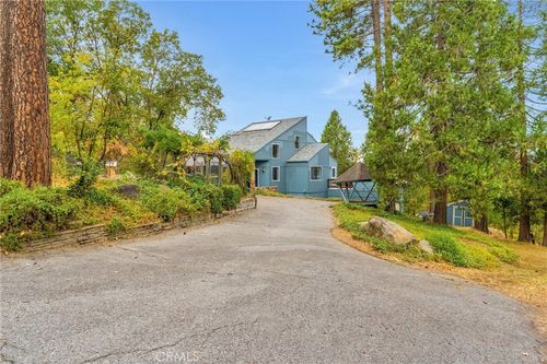 37068 Mudge Ranch Rd, Coarsegold, CA, 93614-9704 | Card Image