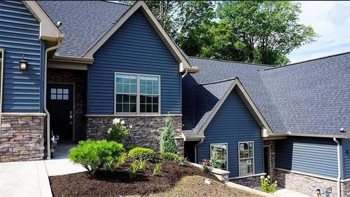 101 Hemingway Ln, Coraopolis, PA, 15108-3654 | Card Image