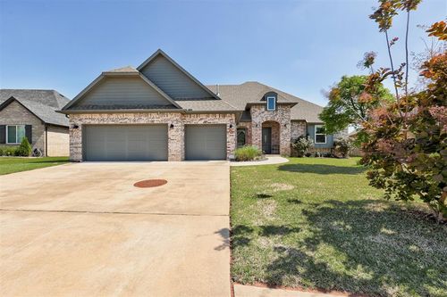 3008 Hunter Crest Drive, Edmond, OK, 73034 | Card Image