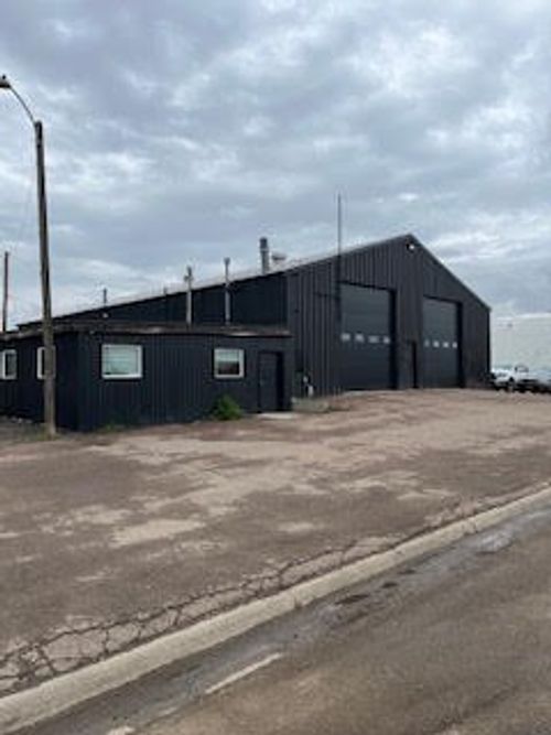 1127 25th Avenue Ne, Black Eagle, MT, 59414 | Card Image