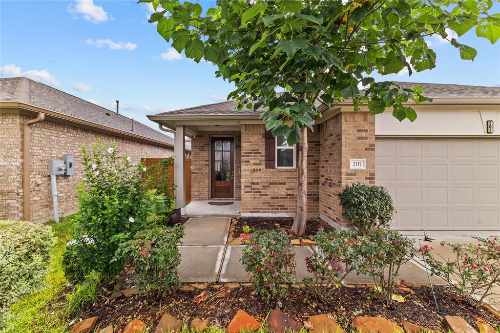 Sand Lily Dr, LA Marque, TX 77568