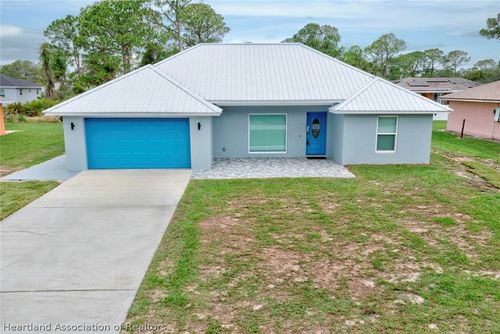 33085 Grand Prix Dr, Sebring, FL, 33872-2907 | Card Image