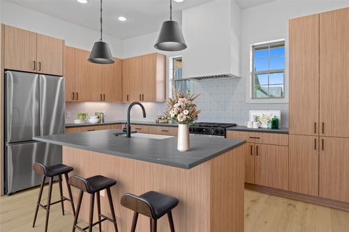 9-3500 Pecan Springs Rd, Austin, TX, 78723-6010 | Card Image