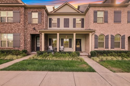1715 Old Drakes Creek Rd, Hendersonville, TN, 37075-1412 | Card Image