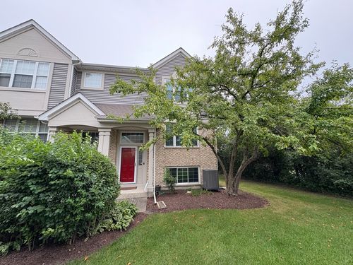 2667 Woodmere Dr, Darien, IL, 60561-1795 | Card Image