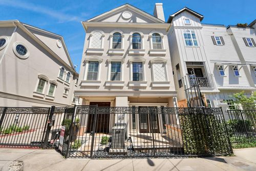 710 Jackson Hill St, Houston, TX, 77007-5738 | Card Image