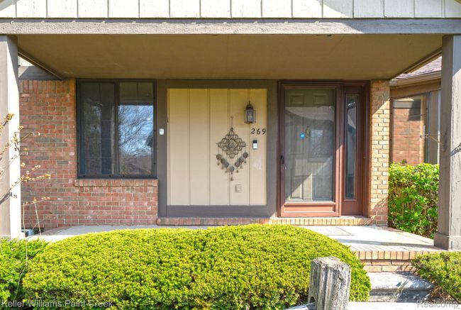 Front Porch | Image 10