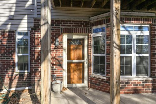 N99W14143 Seven Pines Way, Germantown, WI, 53022-6636 | Card Image