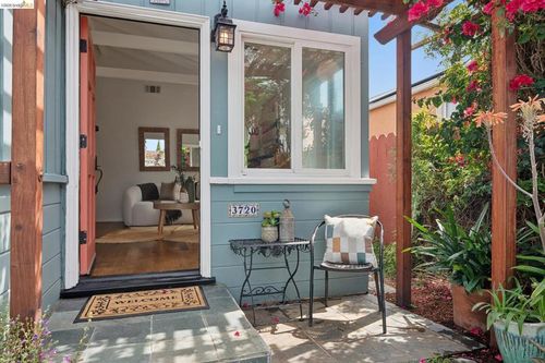 3720 Esmond Ave, Richmond, CA, 94805-1331 | Card Image