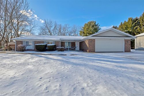 14334 Swanee Beach Dr, Fenton, MI, 48430-1464 | Card Image