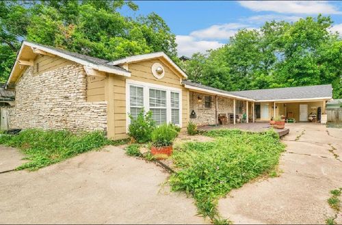 a-1104 Kinney Ave, Austin, TX, 78704-2140 | Card Image