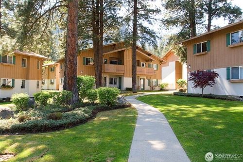 apt-b1-525 Alpine Pl, Leavenworth, WA, 98826-9386 | Card Image