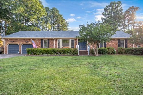 3208 Meadowbrook Ln, Chesapeake, VA, 23321-5440 | Card Image