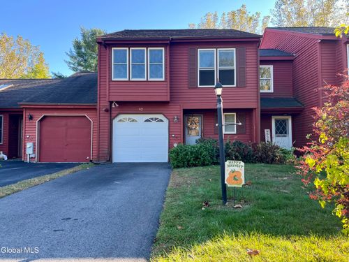 92 Westchester Dr, Clifton Park, NY, 12065-7522 | Card Image